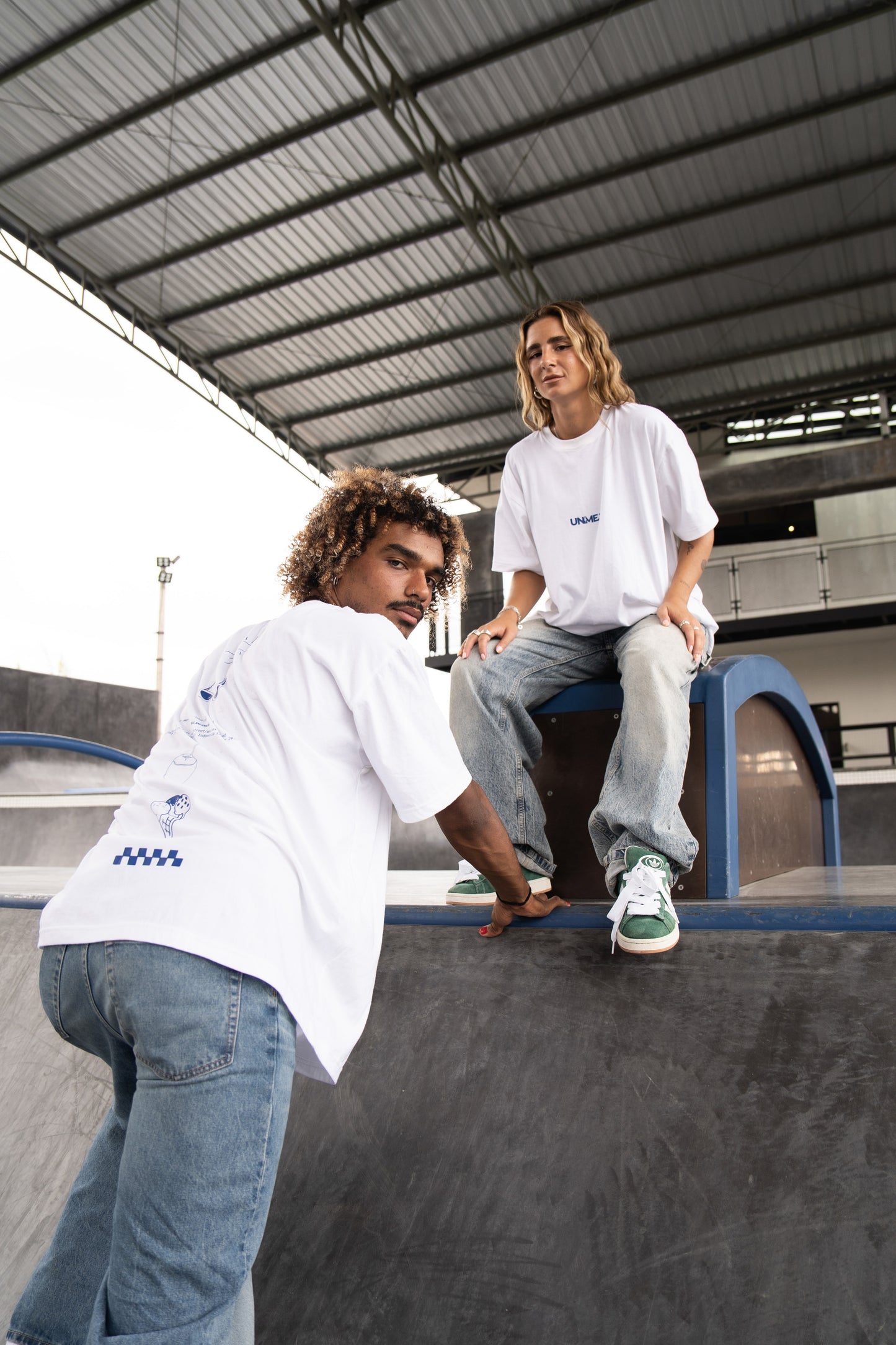 SUMMER VIBES Oversized Tee White