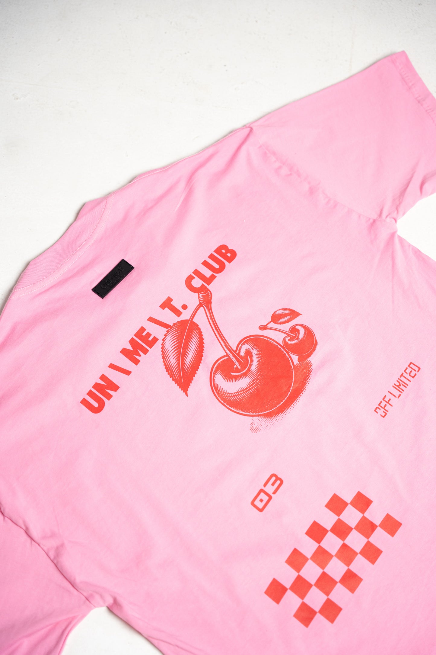 CHERRY Oversized Tee Pink