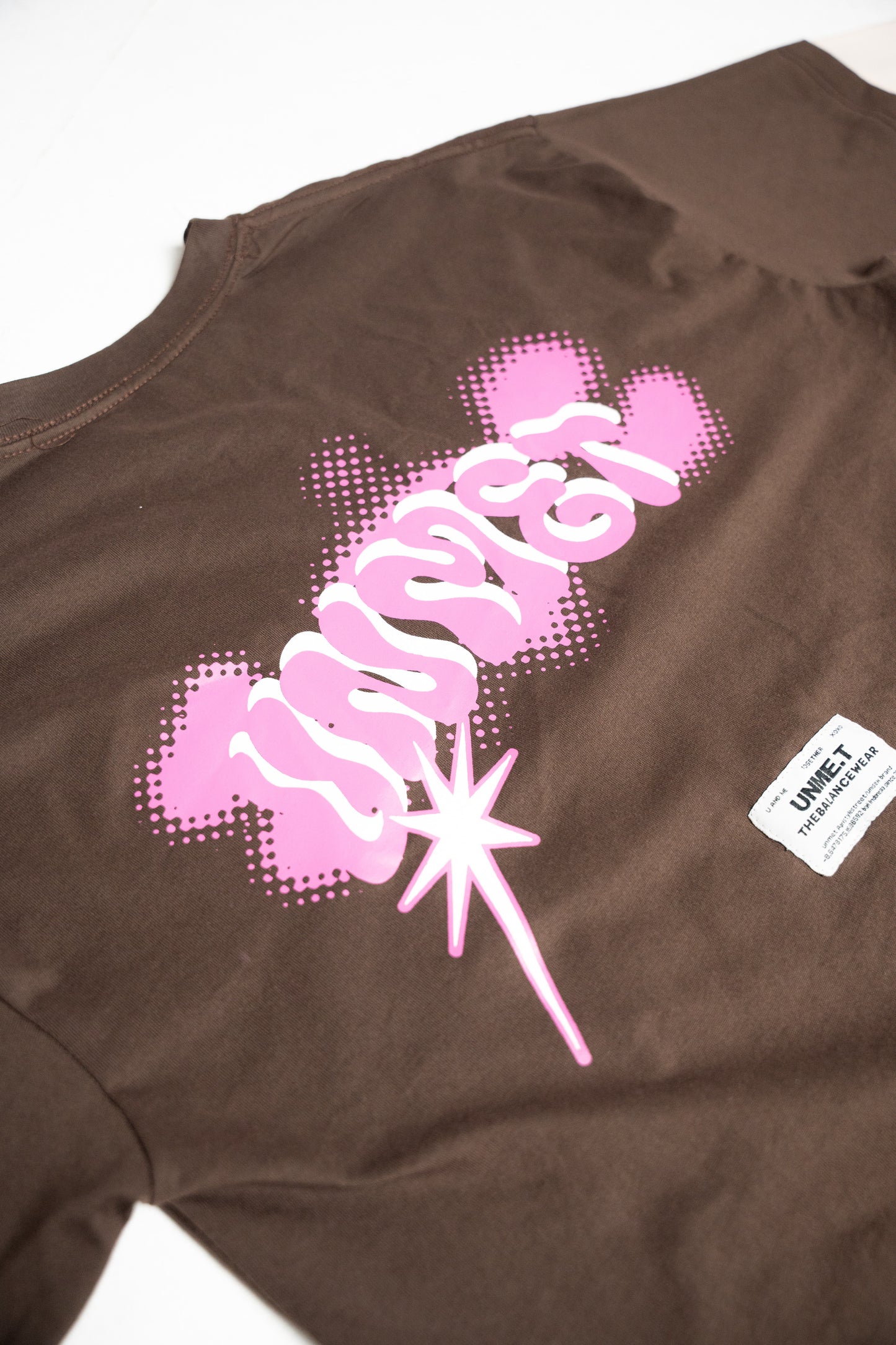 UNME.T Oversized longsleeve Tee Brown & Cream