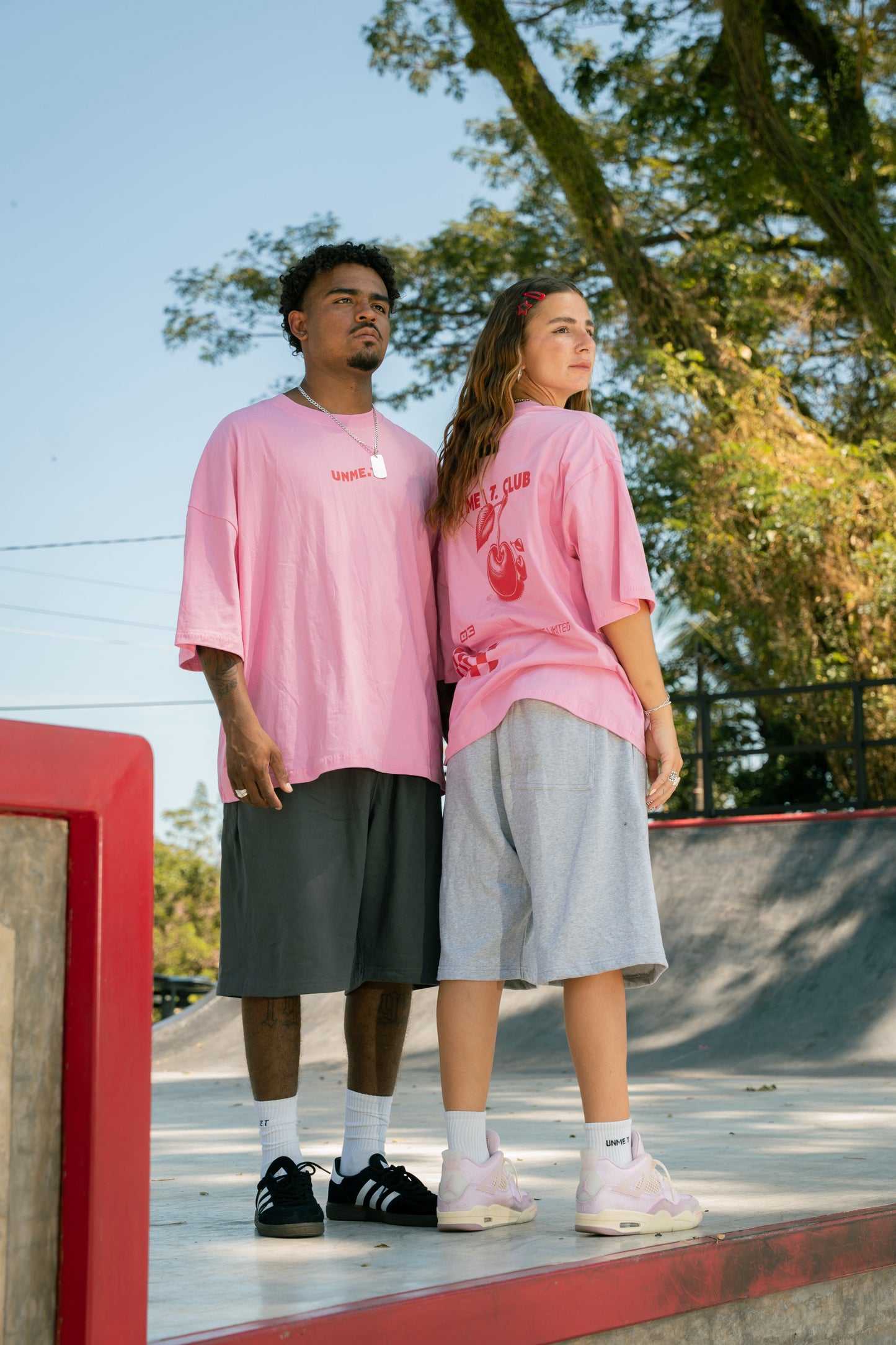 UNME.T Jogger Bermuda Shorts Misty grey