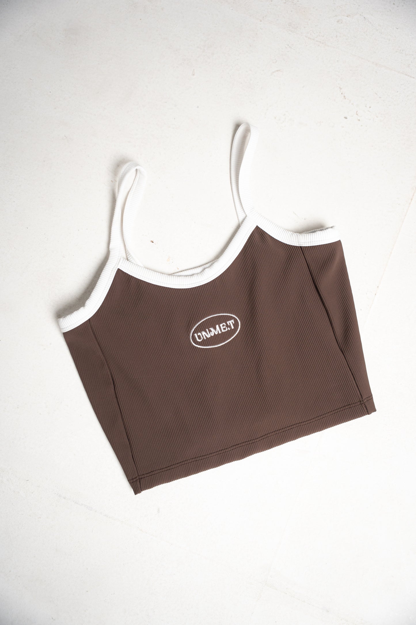 UNME.T Top Crop Brown
