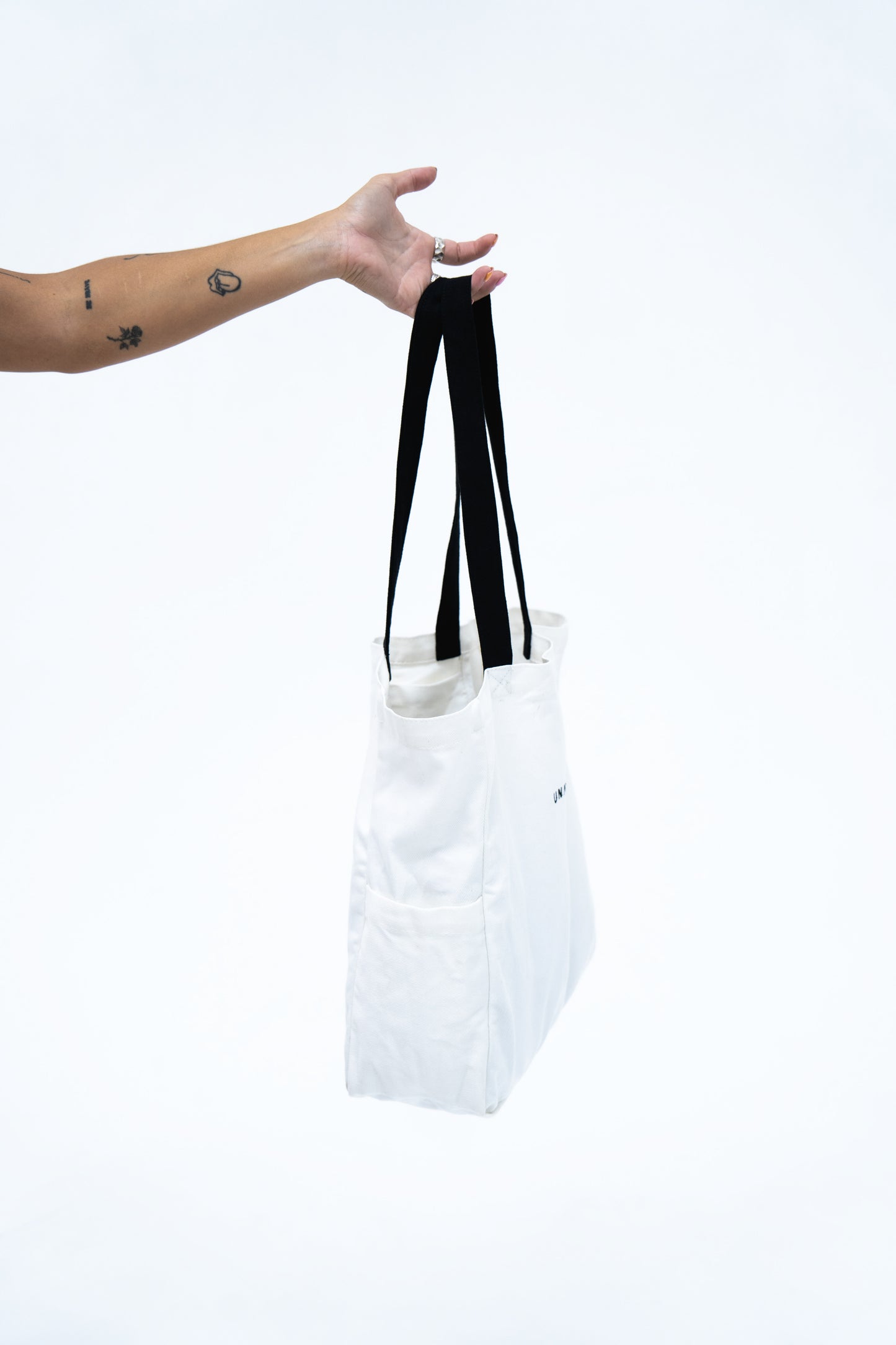 BAG IT - Canvas Tote White/Black